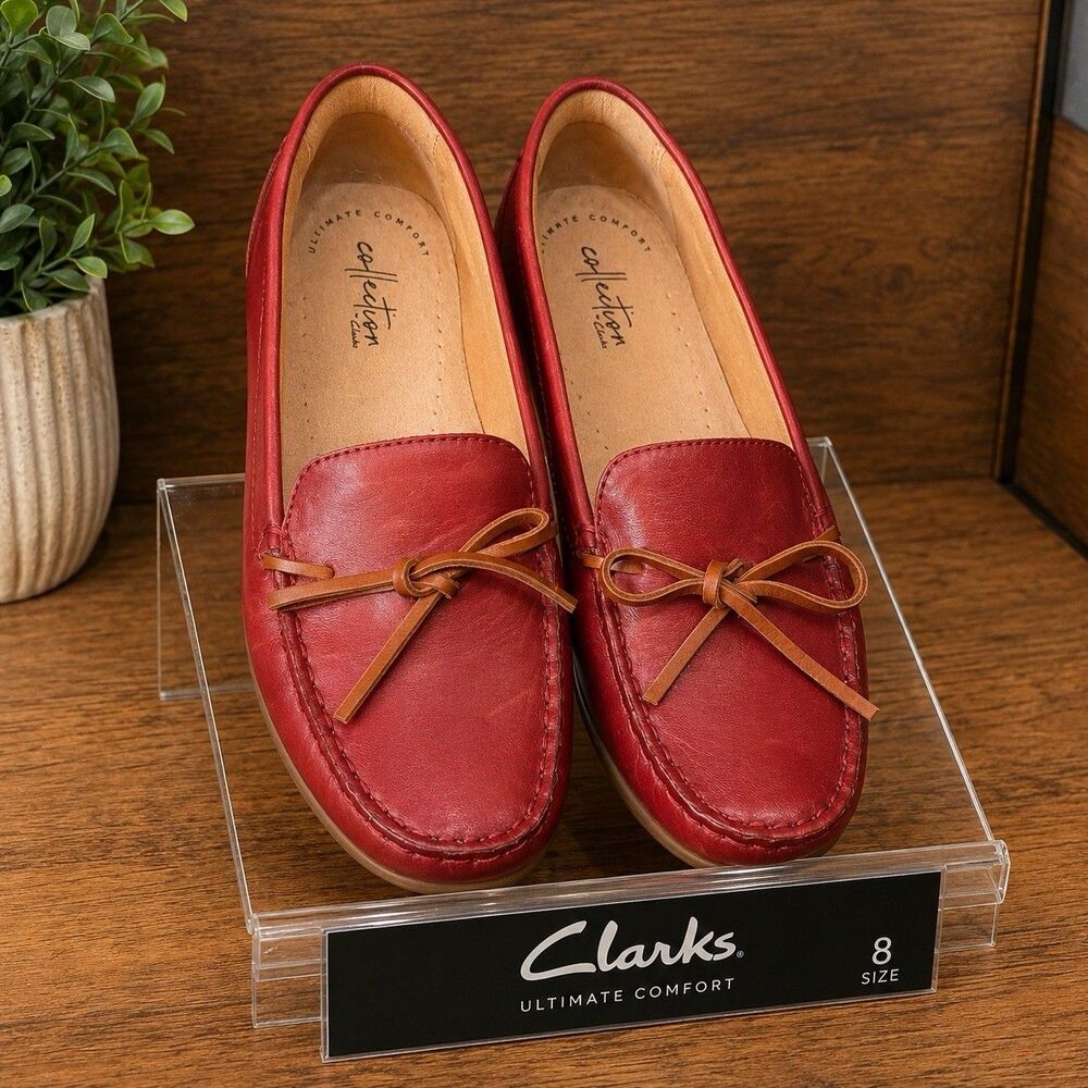 Clarks Collection Ultimate Comfort Red Leather  Size 8